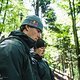 Finn Iles hat sich beim Track Walk viel Zeit genommen und die besten Linien mit dem Specialized Gravity-Neuzugang Rosa Marie Jensen studiert.