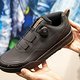 Mit dem Vaude Moab Pro Tech gibt es eine Abwandlung des Flat Schuh-Designs jetzt mit Klick-Sohle.