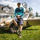 Dennis Stratmann düste in seinem Datsun aus dem Ruhrpott nach Winterberg - mit etwas unkonventionellem Radträger