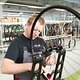DT-Swiss - Er baut Speziallaufräder auf, kann sie auch gleich testen