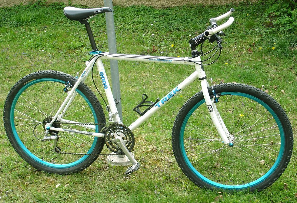 pro trek 8000